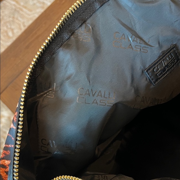 Cavalli Class by Roberto Cavalli Leopard-Print Travel Duffel - Picture 9 of 15